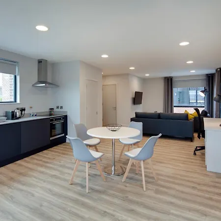 Hotel apartamentowy Highfield House 3*