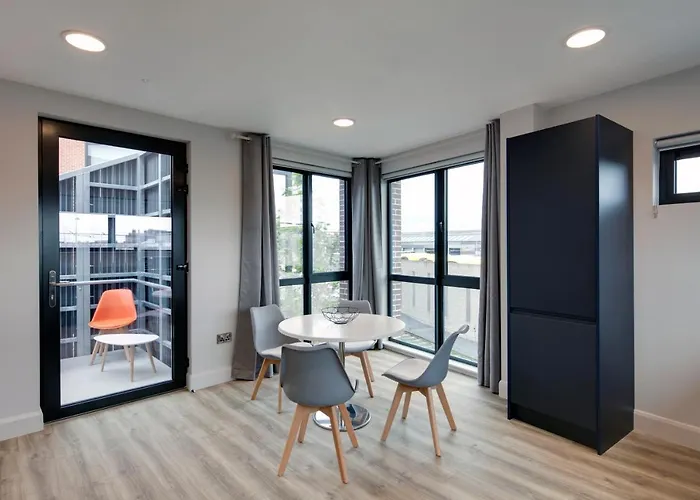 Aparthotel Highfield House