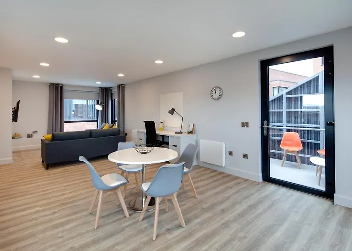 Highfield House Aparthotel