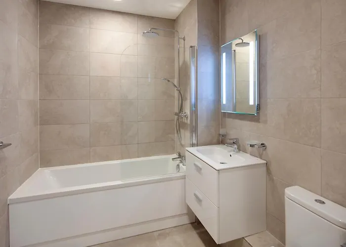 Highfield House Aparthotel