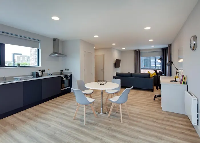 Apartmanhotel Highfield House 3*